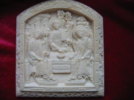 Икона Пресвятая Троица из бивня мамонта